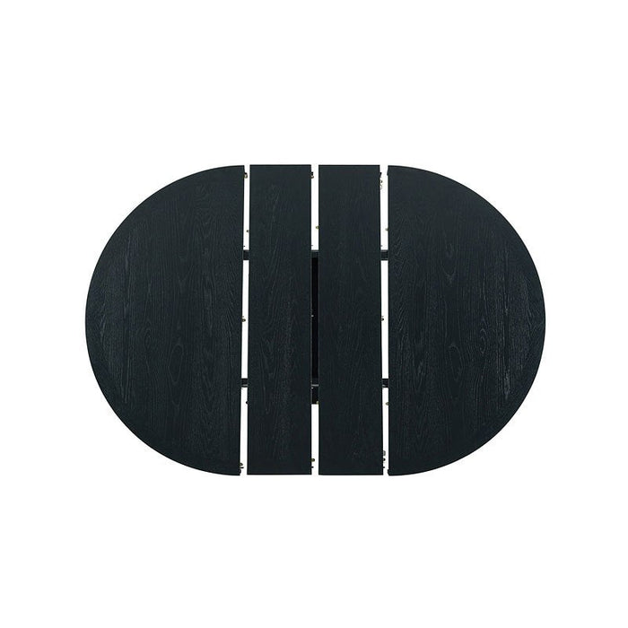 Maddox 60" Round Dining Table w/2 Extensions