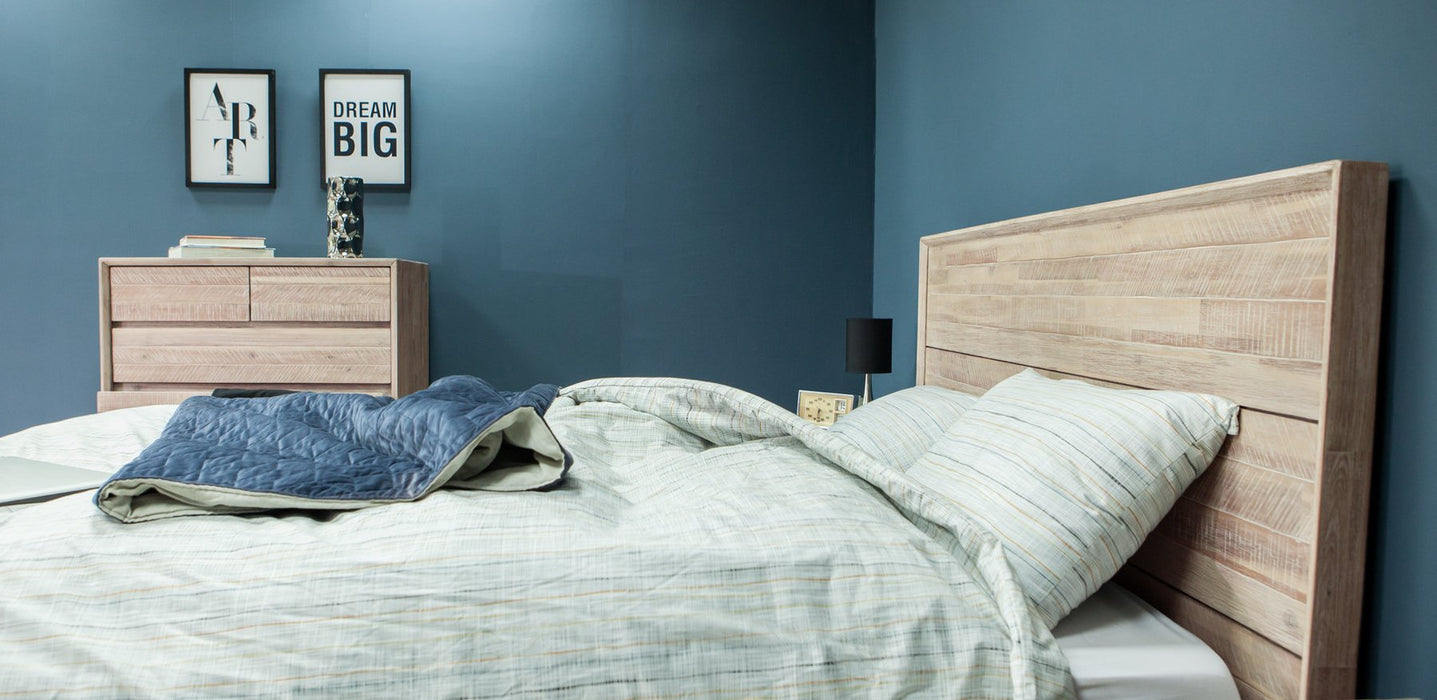 Gia Collection Platform Bed